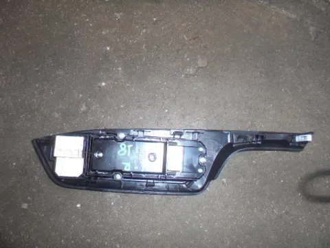 Διακόπτης Παραθύρων Κεντρικός Αριστερής 4πλος 13+20pin για TOYOTA C-HR (2017 - 2019) - 