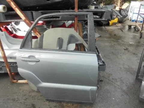 Πόρτα Πίσω Δεξιά Με Φάσα για KIA SPORTAGE (2004 - 2007) (JE) *Γ* Πόρτα Πίσω Δεξιά Με Φάσα για KIA SPORTAGE (2004 - 2007) (JE) *Γ*