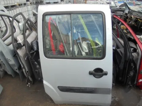 Πόρτα Δεξιά Συρόμενη Με Τζάμι για FIAT DOBLO (2002 - 2005) (119) Combi , (2006 - 2009) (119) Combi *Γ* Πόρτα Δεξιά Συρόμενη Με Τζάμι για FIAT DOBLO (2002 - 2005) (119) Combi , (2006 - 2009) (119) Combi *Γ*