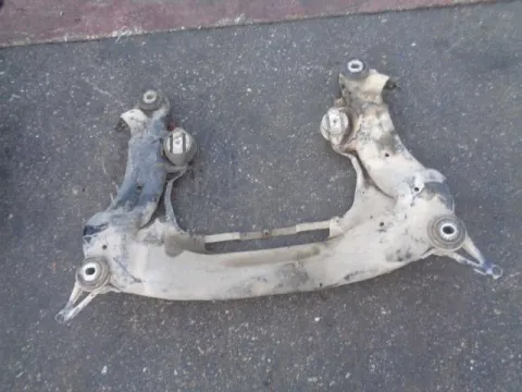 Γέφυρα Εμπρός Οριζόντια για VW PASSAT (2000 - 2005) (3B3) 2500 (BDG) Diesel 163 TDI *ΔΒ* ΠΑΛΕΤΑ *117* Γέφυρα Εμπρός Οριζόντια για VW PASSAT (2000 - 2005) (3B3) 2500 (BDG) Diesel 163 TDI *ΔΒ* ΠΑΛΕΤΑ *117*