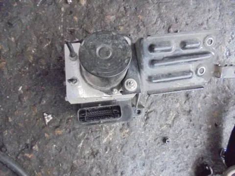 Μονάδα ABS 6R0907379AH για AUDI A1 (2010 - 2015) (8X) Μονάδα ABS 6R0907379AH για AUDI A1 (2010 - 2015) (8X)