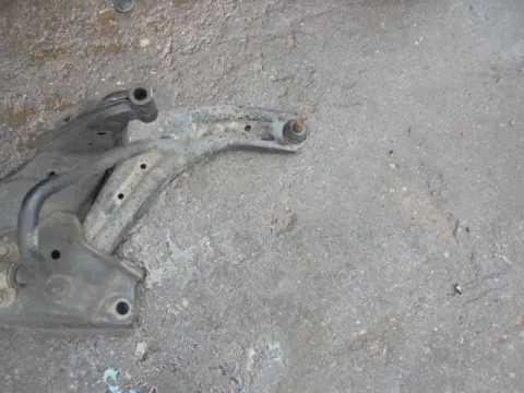 Ψαλίδι Εμπρός Δεξί για FORD FIESTA (2008 - 2012) Mk6 (JA8) *ΔΒ* ΠΑΛΕΤΑ *29* Ψαλίδι Εμπρός Δεξί για FORD FIESTA (2008 - 2012) Mk6 (JA8) *ΔΒ* ΠΑΛΕΤΑ *29*