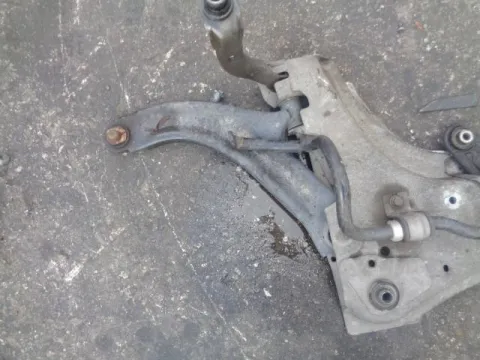 Ψαλίδι Εμπρός Αριστερό για RENAULT CLIO (2009 - 2013) 1200 (D4F740) Petrol 75 16V *ΔΒ* ΠΑΛΕΤΑ *200* Ψαλίδι Εμπρός Αριστερό για RENAULT CLIO (2009 - 2013) 1200 (D4F740) Petrol 75 16V *ΔΒ* ΠΑΛΕΤΑ *200*