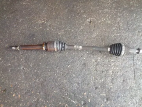 Ημιαξόνιο Εμπρός Δεξί για RENAULT CLIO (2009 - 2013) 1200 (D4F740) Petrol 75 16V Ημιαξόνιο Εμπρός Δεξί για RENAULT CLIO (2009 - 2013) 1200 (D4F740) Petrol 75 16V
