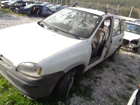 Τροπέτο Αμάξι κομπλέ Με Μηχανή και Σασμάν X12SZ Με Πίσω Άξονα Ταμπούρα Με 4 Ζαντολάστιχα 165/70/R13 για OPEL CORSA (1993 - 2000) B Ηatchback - 5dr 1200 (X12SZ) Petrol 45 Injection *ΔΒ* Τροπέτο Αμάξι κομπλέ Με Μηχανή και Σασμάν X12SZ Με Πίσω Άξονα Ταμπούρα Με 4 Ζαντολάστιχα 165/70/R13 για OPEL CORSA (1993 - 2000) B Ηatchback - 5dr 1200 (X12SZ) Petrol 45 Injection *ΔΒ*