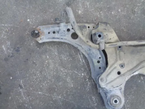 Ψαλίδι Εμπρός Αριστερό για VW GOLF (1998 - 2004) Mk4 (1J1) *ΔΒ* Ψαλίδι Εμπρός Αριστερό για VW GOLF (1998 - 2004) Mk4 (1J1) *ΔΒ*