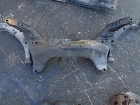 Γέφυρα Εμπρός Οριζόντια για NISSAN ALMERA (2000 - 2002) (N16) 1500 (QG15DE) petrol 90 *ΔΒ* Γέφυρα Εμπρός Οριζόντια για NISSAN ALMERA (2000 - 2002) (N16) 1500 (QG15DE) petrol 90 *ΔΒ*