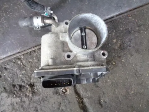 Σώμα Πεταλούδας 2203047010 για TOYOTA AURIS (2007 - 2009) E150 , (2009 - 2013) Σώμα Πεταλούδας 2203047010 για TOYOTA AURIS (2007 - 2009) E150 , (2009 - 2013)