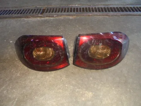 Φανάρι Πίσω Δεξί - Αριστερό Φιμέ για VW TIGUAN (2008 - 2012) (5N) Φανάρι Πίσω Δεξί - Αριστερό Φιμέ για VW TIGUAN (2008 - 2012) (5N)
