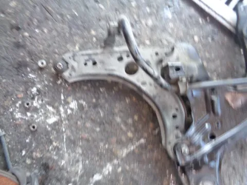 Ψαλίδι Εμπρός Αριστερό για AUDI A3 (2000 - 2003) (8L) 1600 (AVU) Petrol 102 *ΔΒ* Ψαλίδι Εμπρός Αριστερό για AUDI A3 (2000 - 2003) (8L) 1600 (AVU) Petrol 102 *ΔΒ*