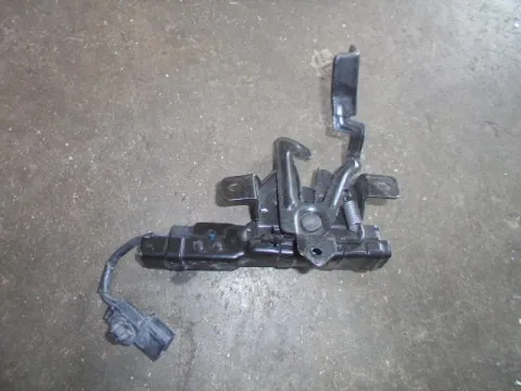 Κλειδαριά Καπό Εμπρός για HYUNDAI i10 (2012 - 2014) ( ) Κλειδαριά Καπό Εμπρός για HYUNDAI i10 (2012 - 2014) ( )