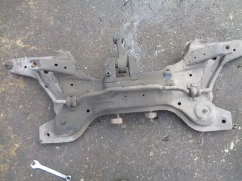 Γέφυρα Εμπρός Οριζόντια για HYUNDAI i10 (2008 - 2011) 1100 G4HG petrol 67 *ΔΒ* ΠΑΛΕΤΑ *71* Γέφυρα Εμπρός Οριζόντια για HYUNDAI i10 (2008 - 2011) 1100 G4HG petrol 67 *ΔΒ* ΠΑΛΕΤΑ *71*