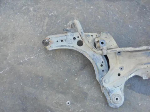 Ψαλίδι Εμπρός Αριστερό για SKODA OCTAVIA (1997 - 2000) 4 (1U2-5) *ΔΒ* Ψαλίδι Εμπρός Αριστερό για SKODA OCTAVIA (1997 - 2000) 4 (1U2-5) *ΔΒ*