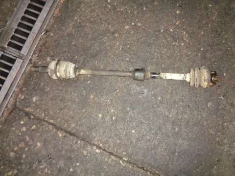 Ημιαξόνιο Εμπρός Δεξί Με ABS για NISSAN PRIMERA (1996 - 1999) (P11) Ημιαξόνιο Εμπρός Δεξί Με ABS για NISSAN PRIMERA (1996 - 1999) (P11)