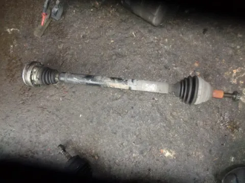Ημιαξόνιο Εμπρός Δεξί για VW GOLF (2009 - 2013) Mk6 (5K1) 2000 (CBAB) Diesel 140 TDI Ημιαξόνιο Εμπρός Δεξί για VW GOLF (2009 - 2013) Mk6 (5K1) 2000 (CBAB) Diesel 140 TDI