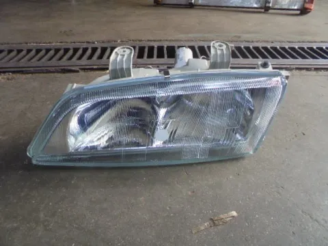 Φανάρι Εμπρός Αριστερό για NISSAN PRIMERA (1996 - 1999) (P11)