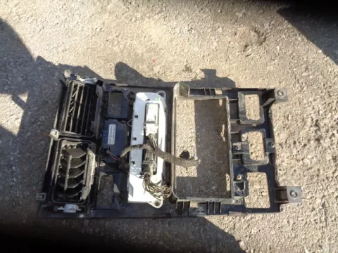 Κονσόλα Με Χειριστήρια Καλοριφέρ 157H18D451AC για FORD MONDEO (2000 - 2003) Mk3a ΠΑΛΕΤΑ 1 *242439* -  Κονσόλα Με Χειριστήρια Καλοριφέρ 157H18D451AC για FORD MONDEO (2000 - 2003) Mk3a ΠΑΛΕΤΑ 1 *242439* -