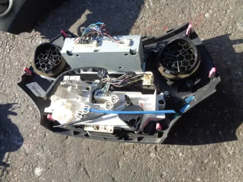 Κονσόλα Με Χειριστήρια Καλοριφέρ για TOYOTA YARIS (2003 - 2005) (XP10) ΠΑΛΕΤΑ 1 *242441* -  Κονσόλα Με Χειριστήρια Καλοριφέρ για TOYOTA YARIS (2003 - 2005) (XP10) ΠΑΛΕΤΑ 1 *242441* -