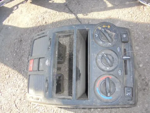 Κονσόλα Με Χειριστήρια Καλοριφέρ για HYUNDAI GETZ (2002 - 2005) (TB) ΠΑΛΕΤΑ 1 *239582* Κονσόλα Με Χειριστήρια Καλοριφέρ για HYUNDAI GETZ (2002 - 2005) (TB) ΠΑΛΕΤΑ 1 *239582*