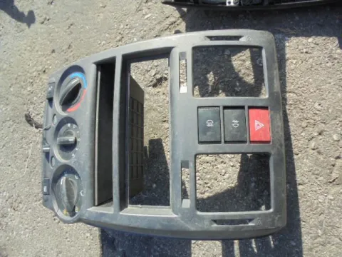 Κονσόλα Με Χειριστήρια Καλοριφέρ για HYUNDAI GETZ (2002 - 2005) (TB) ΠΑΛΕΤΑ 1 *239582* Κονσόλα Με Χειριστήρια Καλοριφέρ για HYUNDAI GETZ (2002 - 2005) (TB) ΠΑΛΕΤΑ 1 *239582*