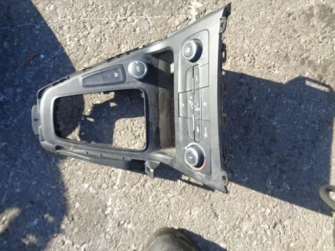 Κονσόλα Με Χειριστήρια Καλοριφέρ F1EBA044C82 για FORD FOCUS (2014 - 2017) ΠΑΛΕΤΑ 1 *242439* Κονσόλα Με Χειριστήρια Καλοριφέρ F1EBA044C82 για FORD FOCUS (2014 - 2017) ΠΑΛΕΤΑ 1 *242439*