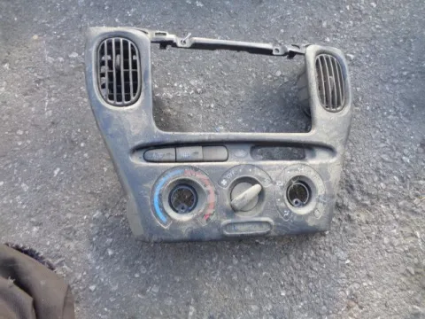 Κονσόλα Με Χειριστήρια Καλοριφέρ 758294 για TOYOTA YARIS (2003 - 2005) (XP10) ΠΑΛΕΤΑ 1 *242441* Κονσόλα Με Χειριστήρια Καλοριφέρ 758294 για TOYOTA YARIS (2003 - 2005) (XP10) ΠΑΛΕΤΑ 1 *242441*
