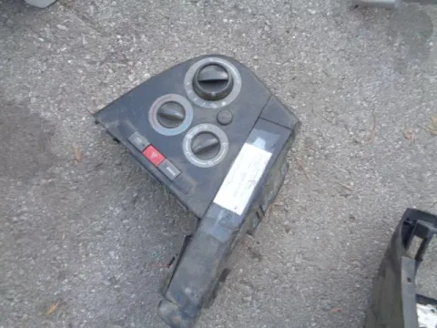 Κονσόλα Με Χειριστήρια Καλοριφέρ για DAIHATSU CUORE (2007 - ) VIII ΠΑΛΕΤΑ 1 *239595* Κονσόλα Με Χειριστήρια Καλοριφέρ για DAIHATSU CUORE (2007 - ) VIII ΠΑΛΕΤΑ 1 *239595*