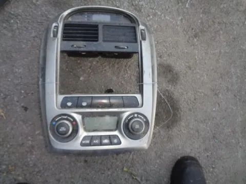 Κονσόλα Με Χειριστήρια Καλοριφέρ 972502F300 για KIA CERATO (2004 - 2007) (LD) ΠΑΛΕΤΑ 1 *239582* Κονσόλα Με Χειριστήρια Καλοριφέρ 972502F300 για KIA CERATO (2004 - 2007) (LD) ΠΑΛΕΤΑ 1 *239582*