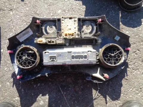 Κονσόλα Με Χειριστήρια Καλοριφέρ για TOYOTA YARIS (2003 - 2005) (XP10) ΠΑΛΕΤΑ 1 *242441* -  Κονσόλα Με Χειριστήρια Καλοριφέρ για TOYOTA YARIS (2003 - 2005) (XP10) ΠΑΛΕΤΑ 1 *242441* -