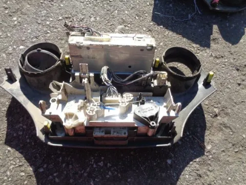 Κονσόλα Με Χειριστήρια Καλοριφέρ για TOYOTA YARIS (2003 - 2005) (XP10) ΠΑΛΕΤΑ 1 *242441* -  Κονσόλα Με Χειριστήρια Καλοριφέρ για TOYOTA YARIS (2003 - 2005) (XP10) ΠΑΛΕΤΑ 1 *242441* -
