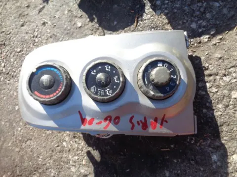 Χειριστήρια Καλοριφέρ για TOYOTA YARIS (2006 - 2009) (KL9) ΠΑΛΕΤΑ 1 *242441* Χειριστήρια Καλοριφέρ για TOYOTA YARIS (2006 - 2009) (KL9) ΠΑΛΕΤΑ 1 *242441*