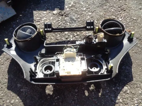 Κονσόλα Με Χειριστήρια Καλοριφέρ για TOYOTA YARIS (1999 - 2002) (XP10) ΠΑΛΕΤΑ 1 *242441* -  Κονσόλα Με Χειριστήρια Καλοριφέρ για TOYOTA YARIS (1999 - 2002) (XP10) ΠΑΛΕΤΑ 1 *242441* -