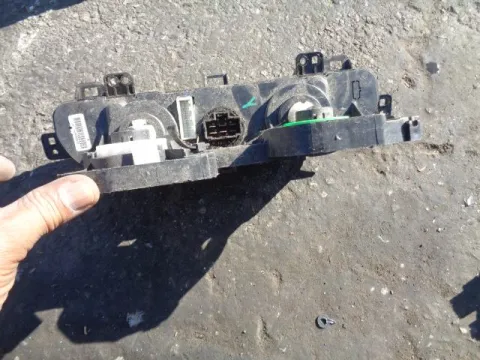Χειριστήρια Καλοριφέρ 97250B9AA0 για HYUNDAI i10 (2012 - 2014) ( ) ΠΑΛΕΤΑ 1 *239582* -  Χειριστήρια Καλοριφέρ 97250B9AA0 για HYUNDAI i10 (2012 - 2014) ( ) ΠΑΛΕΤΑ 1 *239582* -