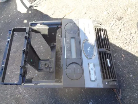 Κονσόλα Με Χειριστήρια Καλοριφέρ 3S7T18C612AH για FORD MONDEO (2003 - 2007) Mk3b ΠΑΛΕΤΑ 1 *242439* Κονσόλα Με Χειριστήρια Καλοριφέρ 3S7T18C612AH για FORD MONDEO (2003 - 2007) Mk3b ΠΑΛΕΤΑ 1 *242439*