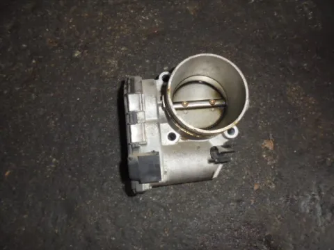 Σώμα Πεταλούδας 0280750073 για ALFA ROMEO 147 (2000 - 2004) (937)  (38) Σώμα Πεταλούδας 0280750073 για ALFA ROMEO 147 (2000 - 2004) (937)  (38)