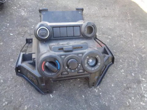 Κονσόλα Με Χειριστήρια Καλοριφέρ 74400A62R0 για SUZUKI IGNIS (2016 - ) () ΠΑΛΕΤΑ 1 *239595* Κονσόλα Με Χειριστήρια Καλοριφέρ 74400A62R0 για SUZUKI IGNIS (2016 - ) () ΠΑΛΕΤΑ 1 *239595*
