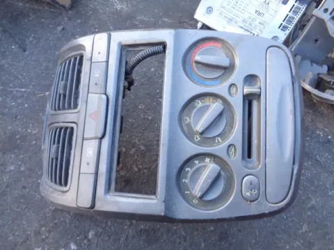 Κονσόλα Με Χειριστήρια Καλοριφέρ για HYUNDAI ACCENT (1999 - 2002) (CG) (LC) ΠΑΛΕΤΑ 2 *242431* Κονσόλα Με Χειριστήρια Καλοριφέρ για HYUNDAI ACCENT (1999 - 2002) (CG) (LC) ΠΑΛΕΤΑ 2 *242431*