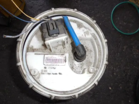 Αντλία Καυσίμου (Τρόμπα Βενζίνης) Bosch 0580200104 για OPEL CORSA (2006 - 2011) D Αντλία Καυσίμου (Τρόμπα Βενζίνης) Bosch 0580200104 για OPEL CORSA (2006 - 2011) D