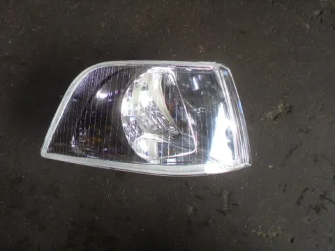 Φλας Εμπρός Δεξιό για VOLVO S40 (1995 - 2000) (VS) , (2000 - 2003) (VS) Φλας Εμπρός Δεξιό για VOLVO S40 (1995 - 2000) (VS) , (2000 - 2003) (VS)