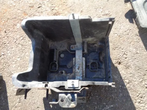 Βάση Μπαταρίας για FORD FIESTA (2008 - 2012) Mk6 (JA8) *Δ* Βάση Μπαταρίας για FORD FIESTA (2008 - 2012) Mk6 (JA8) *Δ*
