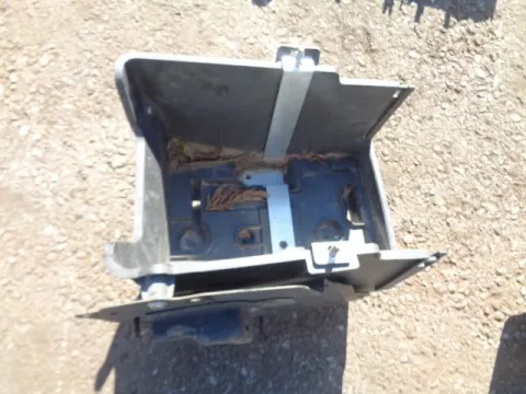 Βάση Μπαταρίας για FORD FIESTA (2008 - 2012) Mk6 (JA8) *Δ* Βάση Μπαταρίας για FORD FIESTA (2008 - 2012) Mk6 (JA8) *Δ*