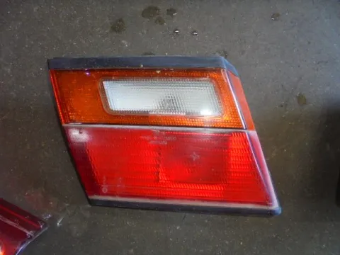 Φανάρι Πίσω Αριστερό Καπού για NISSAN PRIMERA (1990 - 1993) (P10) Sedan - 4dr Φανάρι Πίσω Αριστερό Καπού για NISSAN PRIMERA (1990 - 1993) (P10) Sedan - 4dr