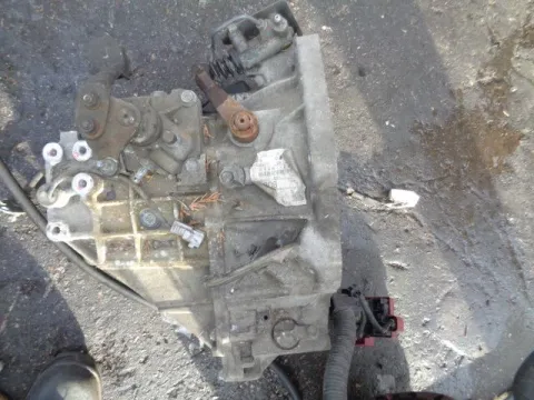 Κιβώτιο Ταχυτήτων (Σασμάν) Χειροκίνητο για TOYOTA YARIS (2006 - 2009) (KL9) 1000 1KR-FE petrol 69 KSP90 Κιβώτιο Ταχυτήτων (Σασμάν) Χειροκίνητο για TOYOTA YARIS (2006 - 2009) (KL9) 1000 1KR-FE petrol 69 KSP90