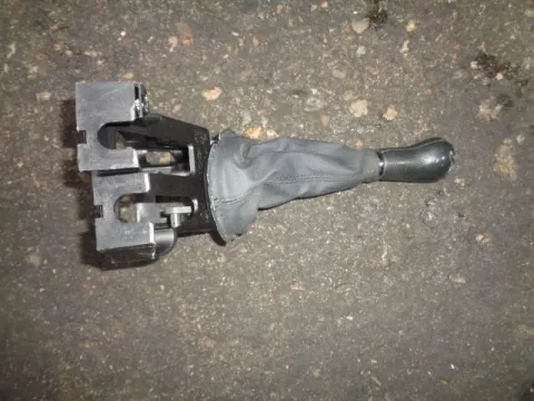 Μοχλός Ταχυτήτων για TOYOTA YARIS (2003 - 2005) (XP10) *Δ* Μοχλός Ταχυτήτων για TOYOTA YARIS (2003 - 2005) (XP10) *Δ*