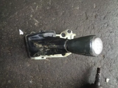 Μοχλός Ταχυτήτων για TOYOTA RAV-4 (2004 - 2005) (XA20) *Δ* Μοχλός Ταχυτήτων για TOYOTA RAV-4 (2004 - 2005) (XA20) *Δ*
