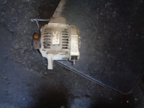 Δυναμό - Εναλλάκτης για SUZUKI LIANA (2001 - 2004) (RH) 1300 (M13A) petrol 90 RH413 (RA11) Δυναμό - Εναλλάκτης για SUZUKI LIANA (2001 - 2004) (RH) 1300 (M13A) petrol 90 RH413 (RA11)