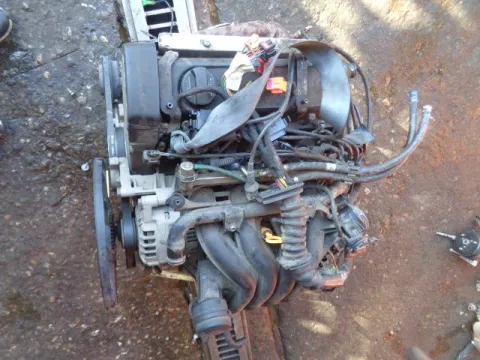 Κινητήρας Κορμός - Καπάκι ARM για VW PASSAT (1997 - 2000) (3B2) 1600 (ARM) Petrol 101 Κινητήρας Κορμός - Καπάκι ARM για VW PASSAT (1997 - 2000) (3B2) 1600 (ARM) Petrol 101