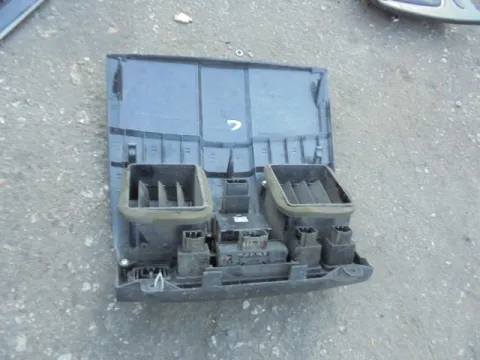 Κονσόλα  Με Διακόπτη Alarm 81110-08010 για SSANGYONG REXTON (2002 - 2006) (GAB) -  Κονσόλα  Με Διακόπτη Alarm 81110-08010 για SSANGYONG REXTON (2002 - 2006) (GAB) -