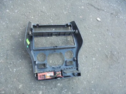 Κονσόλα Με Διακόπτη Alarm 96828913 για CITROEN C3 PICASSO (2013 -) -  Κονσόλα Με Διακόπτη Alarm 96828913 για CITROEN C3 PICASSO (2013 -) -