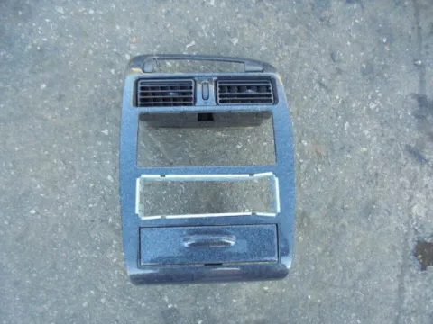 Κονσόλα για TOYOTA AVENSIS (1997 - 2000) (T220) Κονσόλα για TOYOTA AVENSIS (1997 - 2000) (T220)